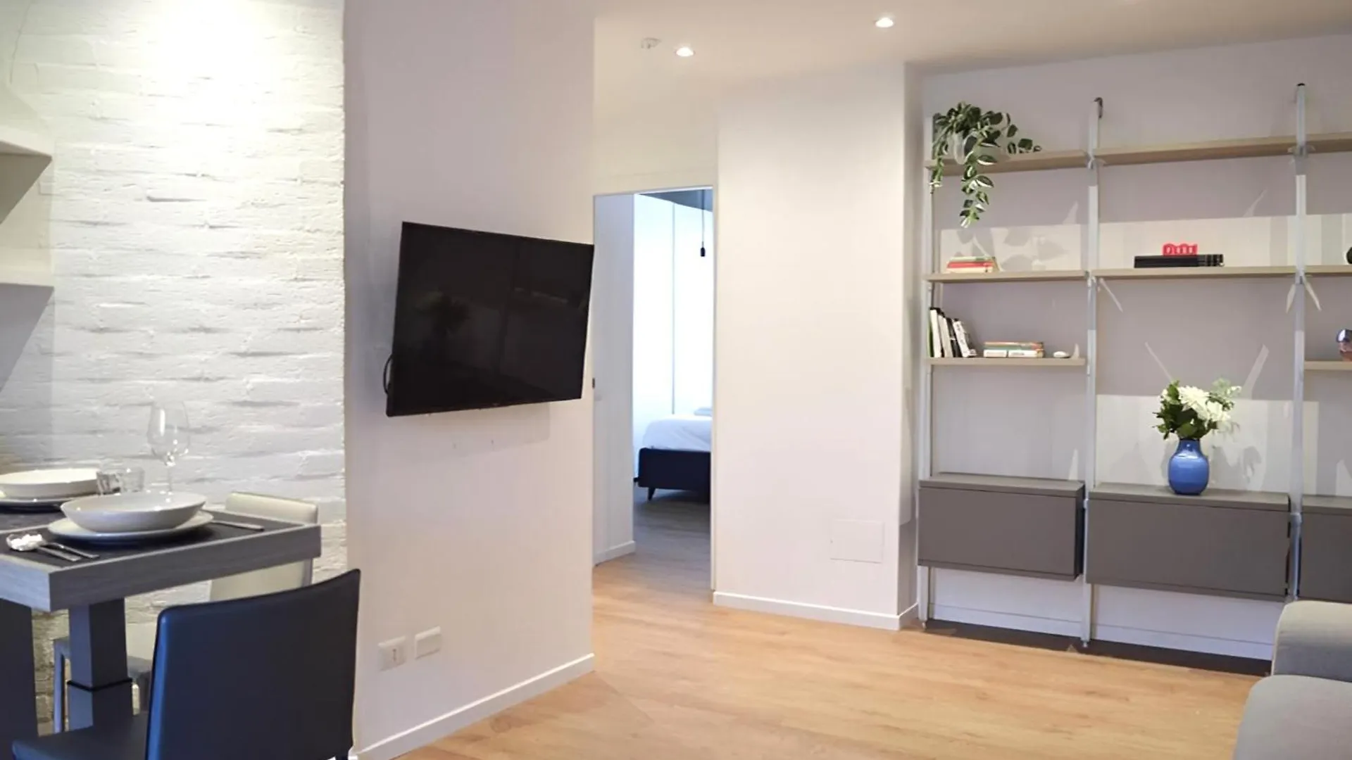 Visit Milano - Home Solution Apartament Mediolan