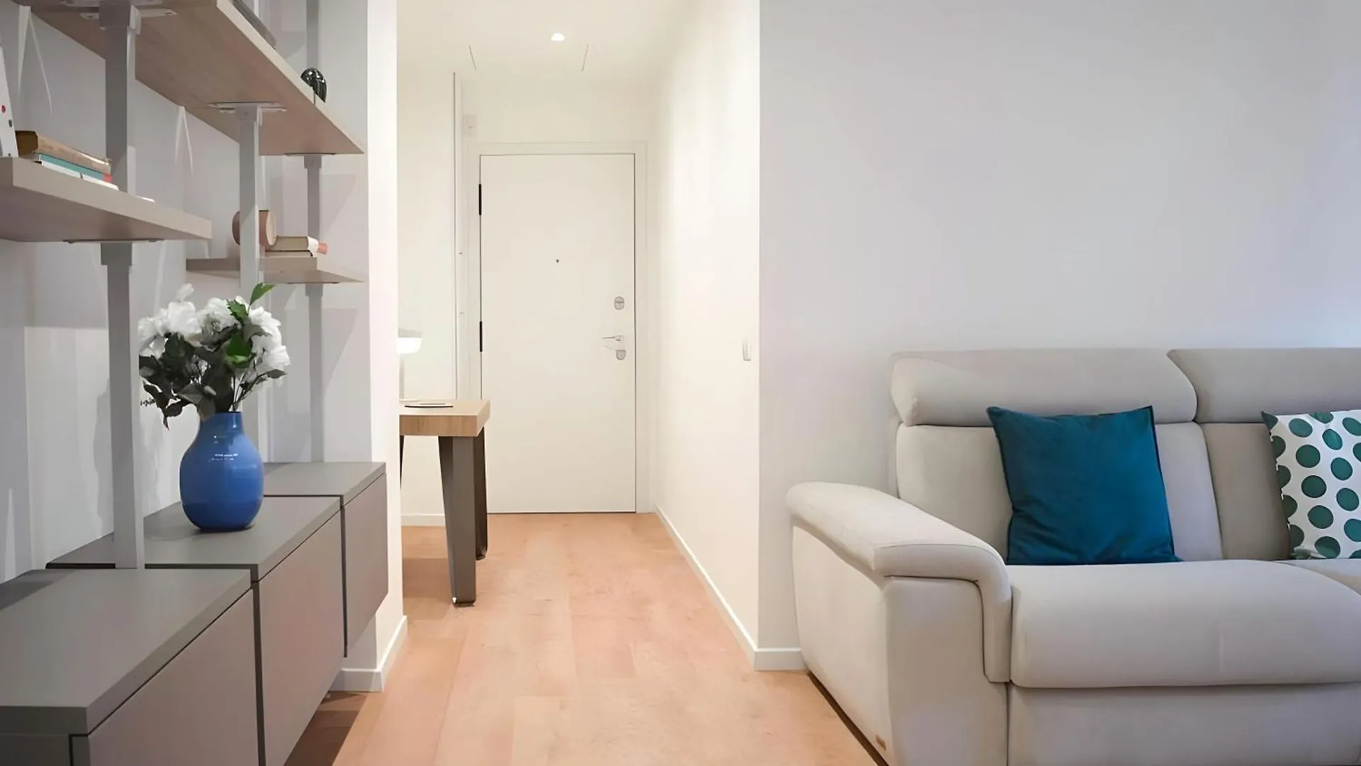Visit Milano - Home Solution 0*, Milan Italy